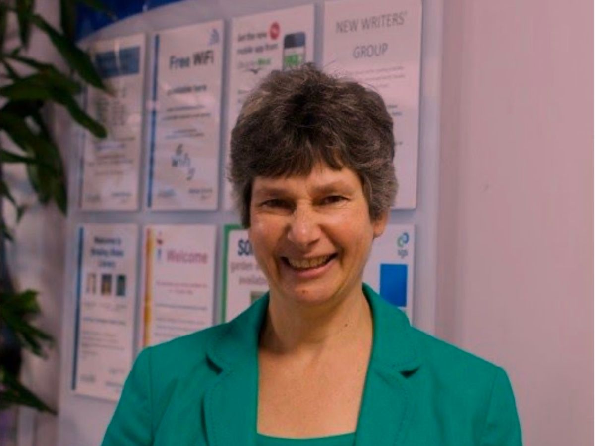 Photo of Diana  Warner